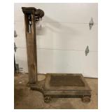 HOWE VINTAGE PLATFORM SCALE