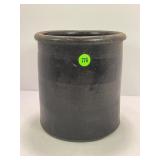 1 GALLON CROWN PRIMITIVE STONEWARE CROCK