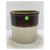 1 GALLON PRIMITIVE STONEWARE CROCK