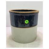 1 GALLON PRIMITIVE STONEWARE CROCK