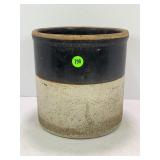 1 GALLON PRIMITIVE STONEWARE CROCK