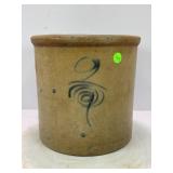 2 GALLON BEEHIVE PRIMITIVE STONEWARE CROCK