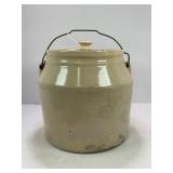 2 GALLON PRIMITIVE STONEWARE CROCK JAR WITH WOOD
