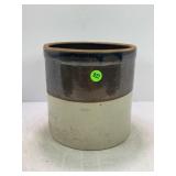 1 GALLON PRIMITIVE STONEWARE CROCK