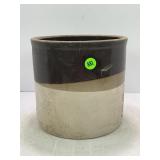 1 GALLON PRIMITIVE STONEWARE CROCK