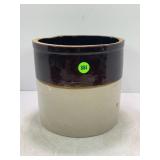 1 GALLON PRIMITIVE STONEWARE CROCK