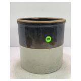 1 GALLON PRIMITIVE STONEWARE CROCK