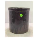 1 GALLON PRIMITIVE STONEWARE CROCK