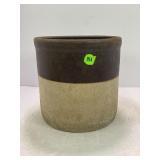 1 GALLON PRIMITIVE STONEWARE CROCK