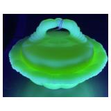 ALACITE ALADDIN URANIUM COVERED TRINKET DISH - 5'