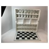 ELEGANT DRINKING GLASS 32 PIECE CHESS SET