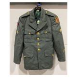 U.S. ARMY GREEN DRESS JACKET WITH SHOULDER PATCH -