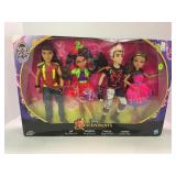 DISNEY DESCENDANTS NEON LIGHTS BALL 4 PC ACTION