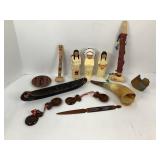 LOT OF NATIVE AMERICAN INDIAN DOLLS, PEACE PIPE,