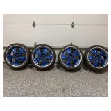 CUSTOM SET OF ALUMINUM RIMS WITH TIRES - 265-35R22