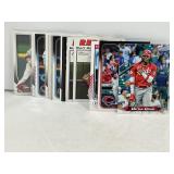 Lot of (20) Elly De La Cruz Baseball Cards W/ RC