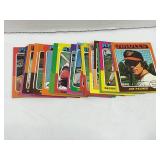 (25) 1975 Topps Baseball Cards W/ Stars