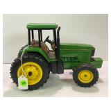 ERTL JOHN DEERE 7800 DEMONSTRATOR DIE CAST TRACTOR