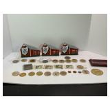 LOCAL BICENTENNIAL AND OTHER MEDALLIONS, WOODEN