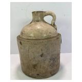 1 GALLON PRIMITIVE STONEWARE CROCK JUG
