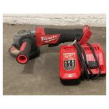 MILWAUKEE 18V BATTERY OPERATED GRINDER WITH
