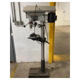 DELTA 16 1/2' LASER CROSSHAIR DRILL PRESS W/CLAMP