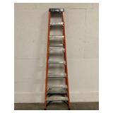 HUSKY 8' FIBERGLASS STEP LADDER