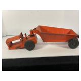 STRUTCO TOYS STEEL PRESSED CONSTRUCTION PULL