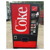 COCA-COLA COKE 6 BUTTON VENDING MACHINE - 67' X