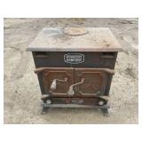COUNTRY COMFORT CAST IRON WOOD BURNING STOVE -