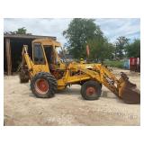 CASE CONSTRUCTION KING 580 BACKHOE - MODEL 33 -