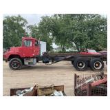 1972 MACK 600 DIESEL ROLL OFF TRUCK-443,967 MILES-
