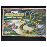 TYCO NITE-GLOW DOUBLE LOOP RACING COMPLETE SET