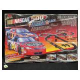 LIFE LIKE RACING NASCAR 500 VICTORY LANE