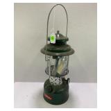 1961 COLEMAN MODEL 220E CAMP LANTERN