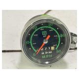 STEWART WARNER BIKE SPEEDOMETER WITH CABLE