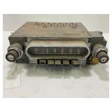 VINTAGE FORD CAR RADIO