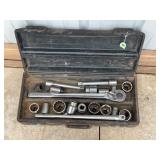 CRAFTSMAN SOCKETS, BREAKER BAR, RATCHET AND MORE