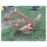 ALLIS CHALMERS ONE BOTTOM PULL TYPE PLOW