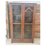 TIGER OAK ANTIQUE DISPLAY CABINET OR LINEN CLOSET-