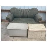 VICTORIAN STYLE LOVE SEAT - 58" LONG W/2 OTTOMANS