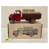 ERTL HARLEY DAVIDSON 1926 MACK CRATE DIE CAST BANK