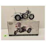 1947 HARLEY DAVIDSON MOTORCYCLE POLICE SERVI-CAR