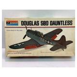 MONOGRAM 1/48 SCALE DOUGLAS SBD DAUNTLESS CARRIER