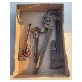 LOT OF 4 VINTAGE PIPE WRENCHES - TRIMO AND MORE