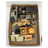 LARGE LOT OF VINTAGE MODELS