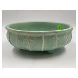 NELSON MCCOY MID CENTURY MODERN 3 FOOTED POTTERY