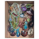 LOT OF COSTUME JEWELRY - GLASS & PLASTIC PENDANT