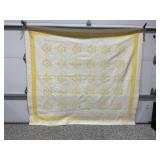 HAND STITCHED ANTIQUE BASKET PATTERN QUILT - 81" X