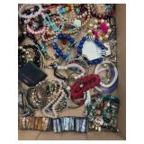 LOT OF COSTUME JEWELRY - BRACELETS